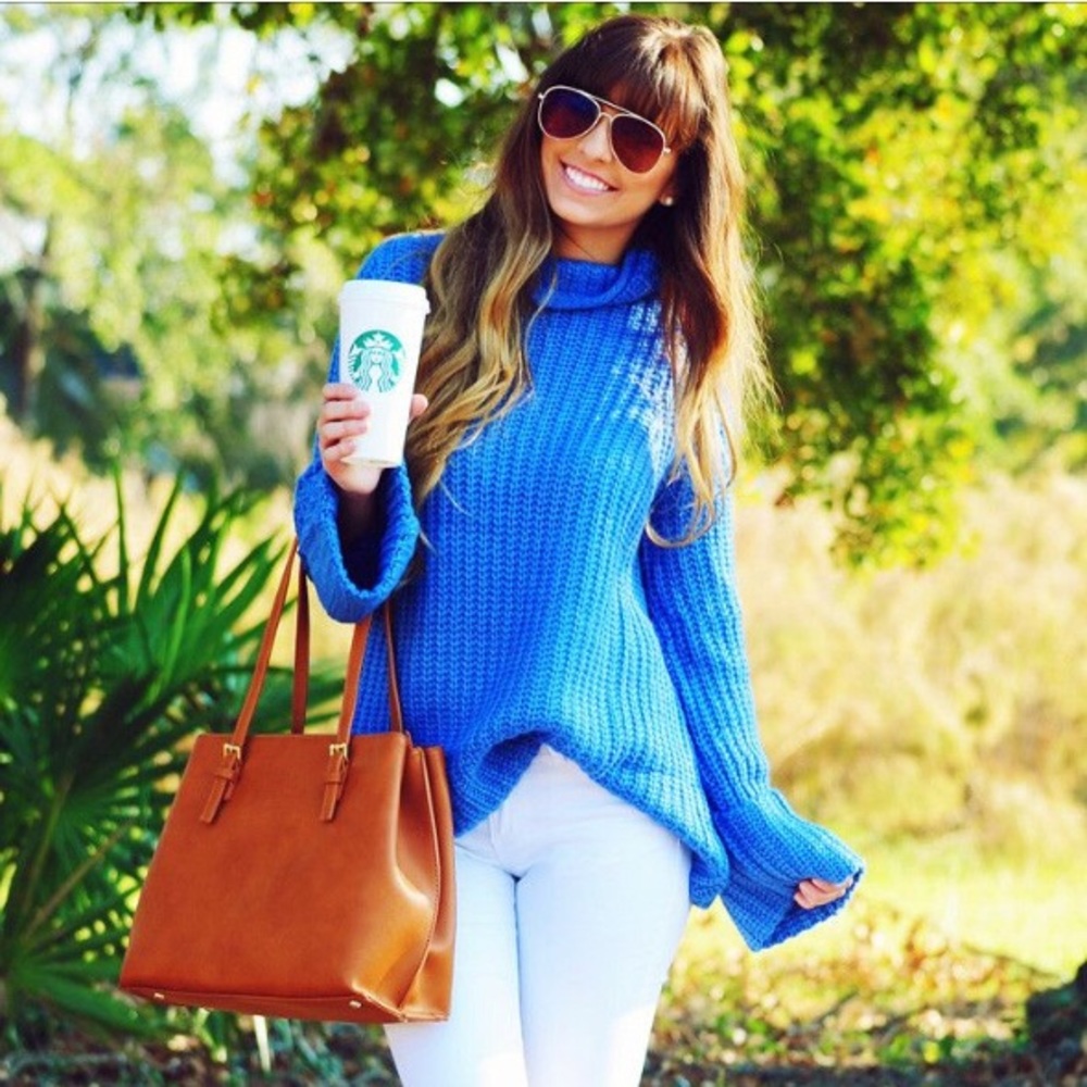 Oversized Sweater 💙